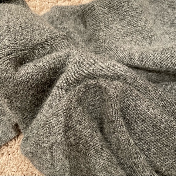 Soft sweater - Picture 2 of 4